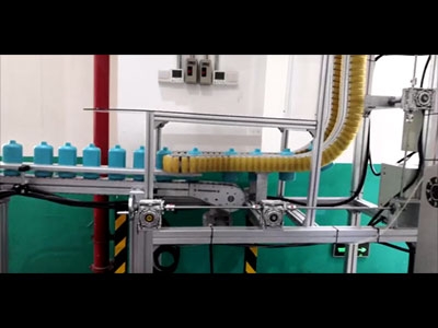 83宽柔性夹持链板输送机